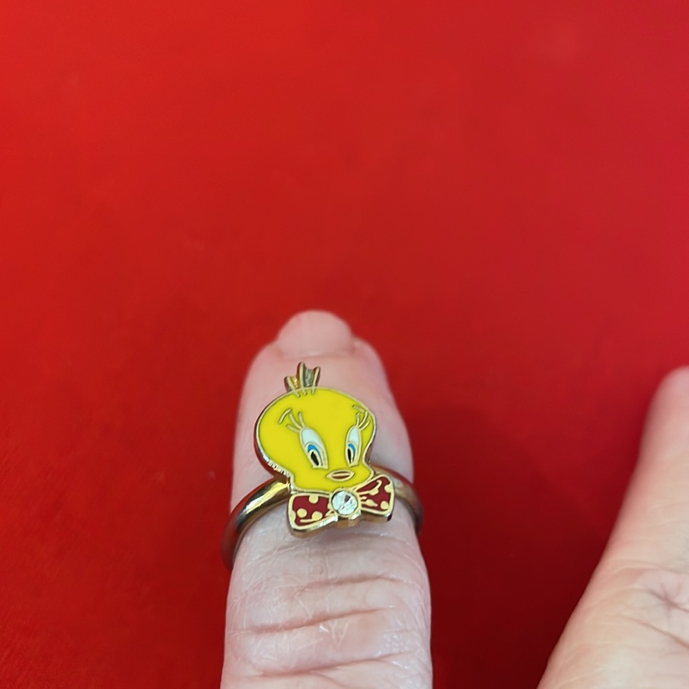 ADJUSTABLE TWEETY RING - Picture 3 of 5